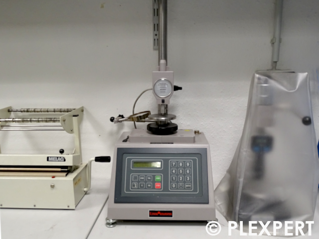 H&auml;rtepr&uuml;fger&auml;t - Kunststoffbranche